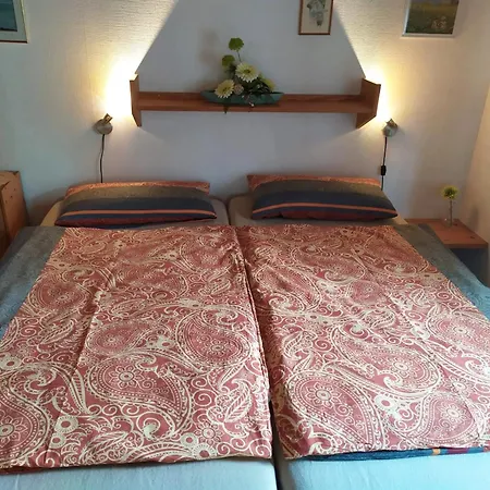 펜션 Frisch Renoviertes In Meschede-hennesee
