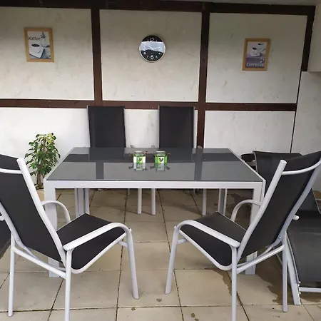 Frisch Renoviertes In Meschede-hennesee *